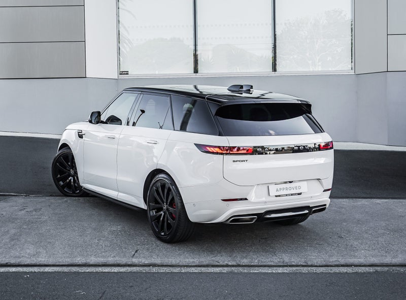 2024 Land Rover Range Rover Sport P400 Dynamic HSE image 2