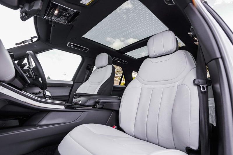 2024 Land Rover Range Rover Sport P400 Dynamic HSE image 3