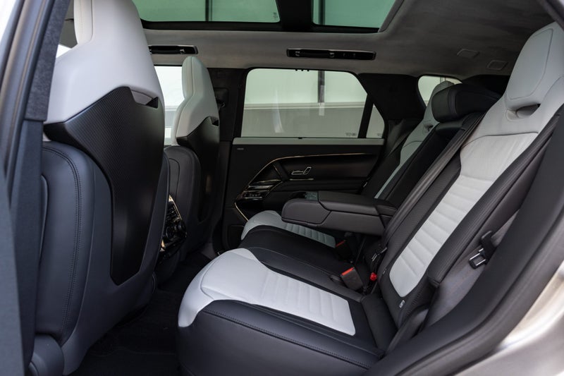 2024 Land Rover Range Rover Sport P635 SV Editi... image 5