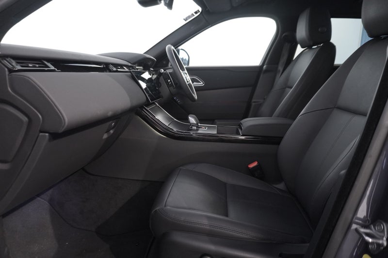2024 Land Rover Range Rover Velar P250 DYNAMIC... image 3