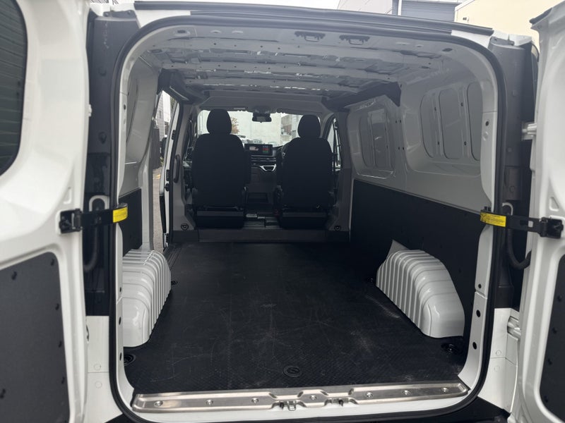 2024 LDV Deliver 7 Swb Ssd image 5