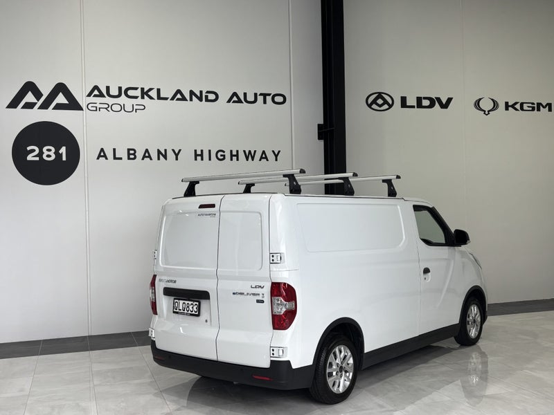 2024 LDV eDeliver 3 50.23Kw/H image 2