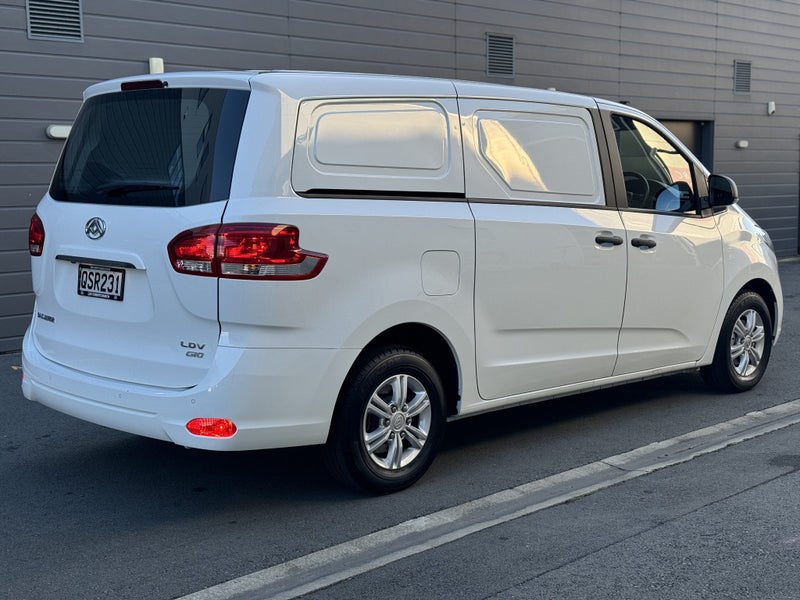 2024 LDV G10 Cargo Diesel Auto image 4