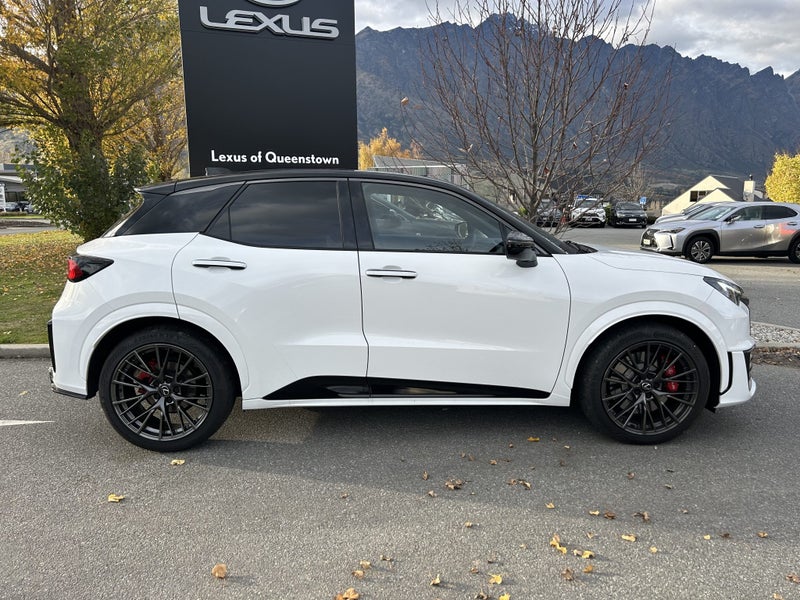 2024 Lexus LBX Morizo RR 1.6PT 8AT AWD SUV/5D/5... image 2