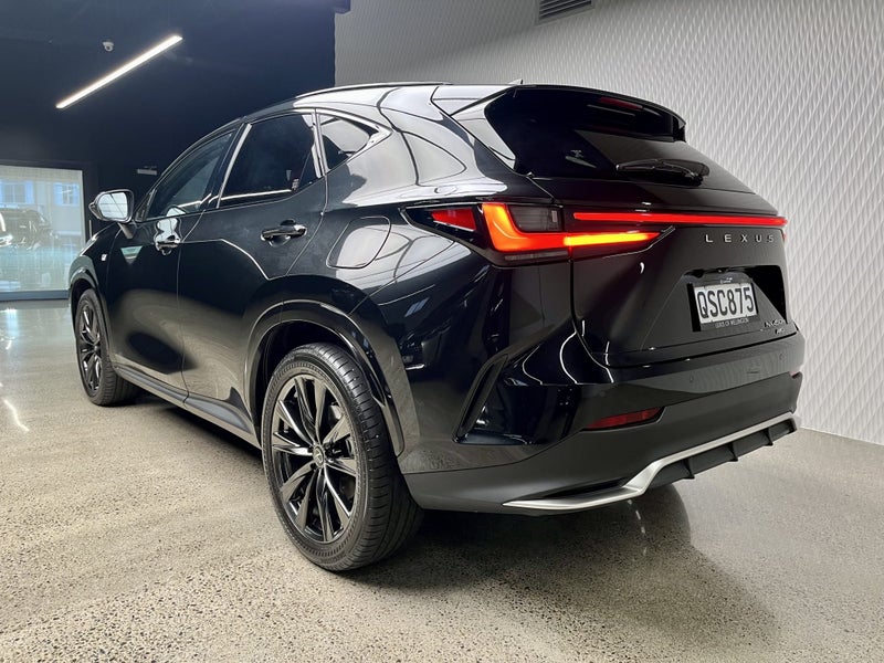 2024 Lexus NX 450h+ NX 450h+ F Sport 2.5P PHEV... image 5