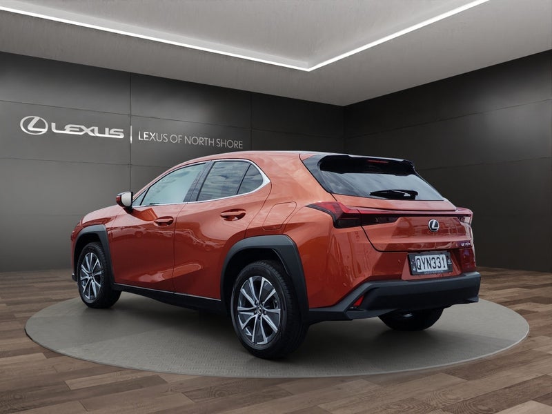 2024 Lexus UX 300e Battery Electric SUV image 5