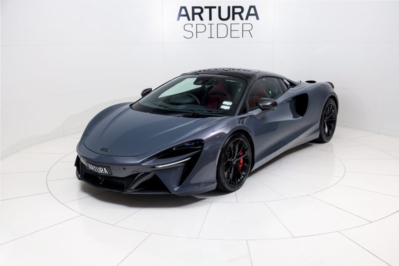 2024 McLaren Artura Spider image 2