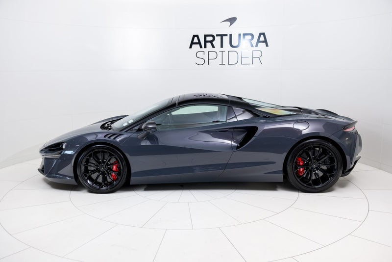 2024 McLaren Artura Spider image 4