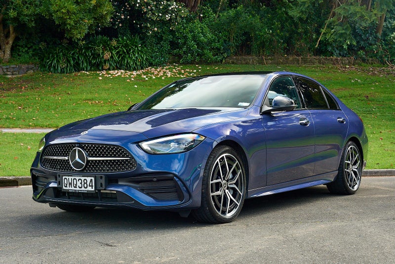2024 Mercedes-Benz C 200 C 200 NIGHT EDITION image 3