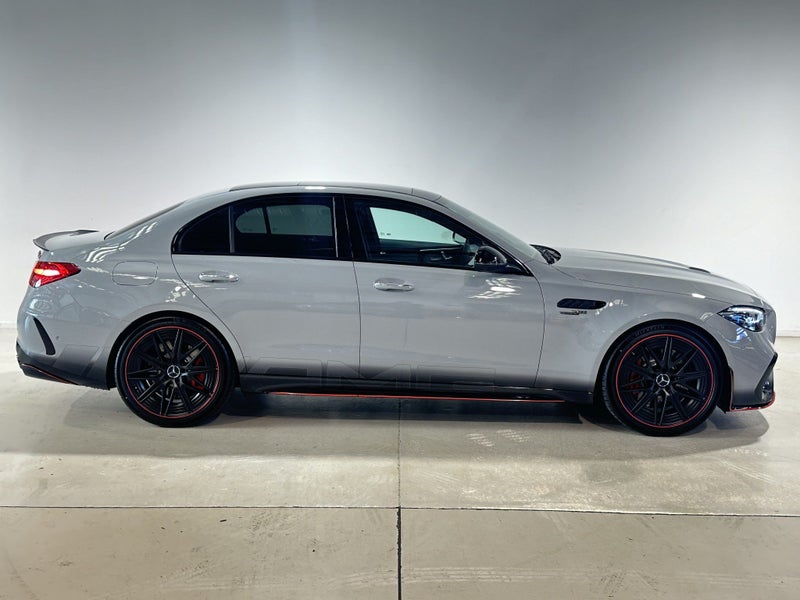 2024 Mercedes-Benz C 63 S MERCEDES-AMG C 63 S E... image 2