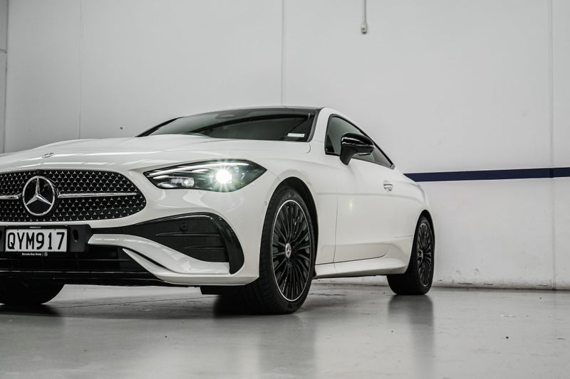2024 Mercedes-Benz CLE 300 4Matic Coupe image 4