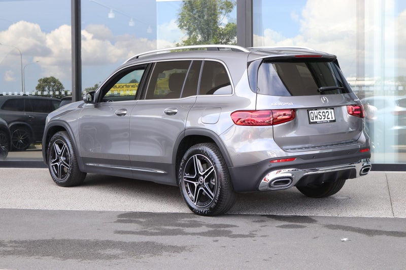 2024 Mercedes-Benz GLB 250 4MATIC 2.0P Facelift... image 3