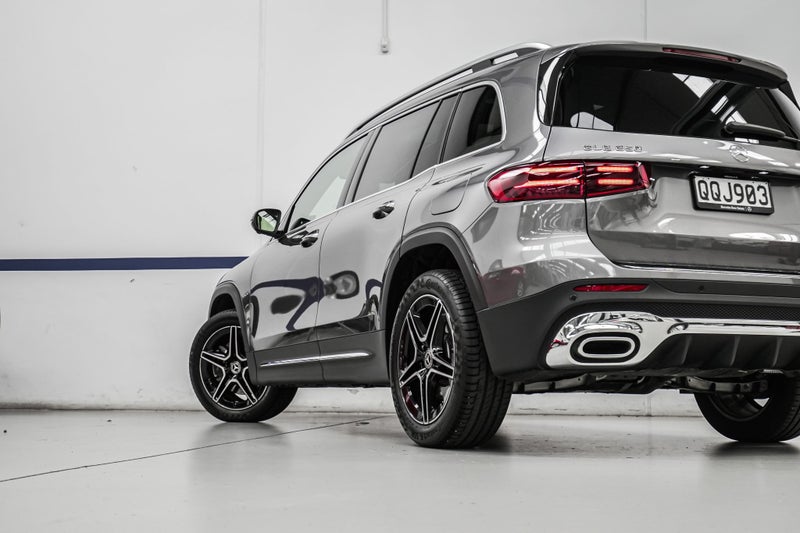2024 Mercedes-Benz GLB 250 AMG Line 4Matic SUV... image 2