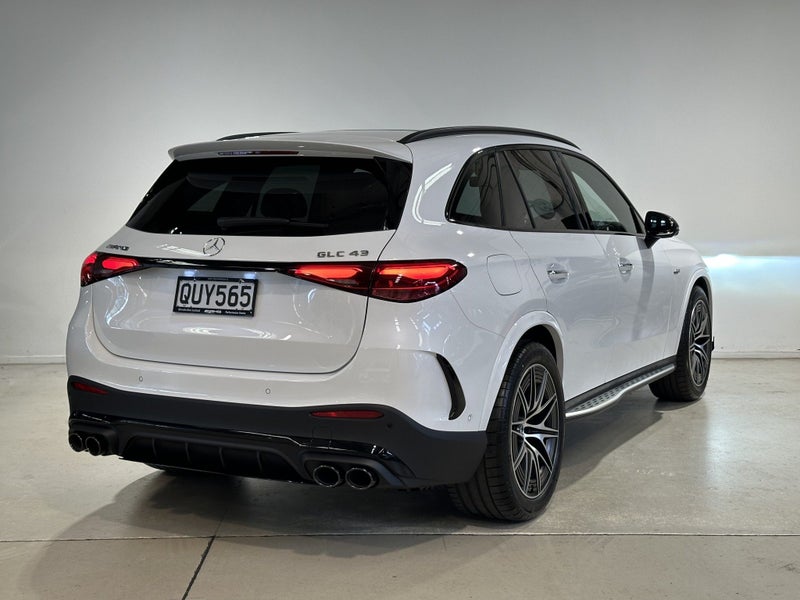 2024 Mercedes-Benz GLC 43 GLC43 AMG 2.0PMHT/4WD... image 3