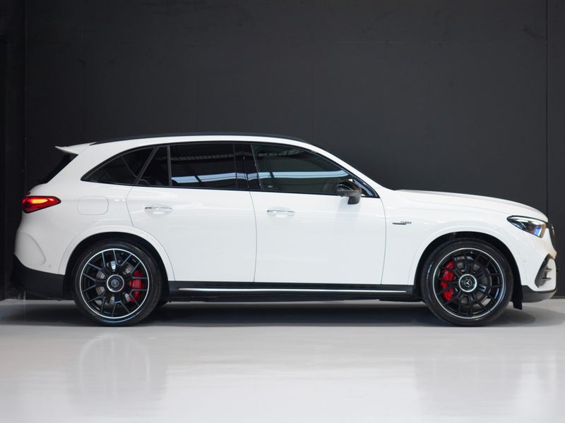 2024 Mercedes-Benz GLC 63 S AMG 4Matic SUV image 3