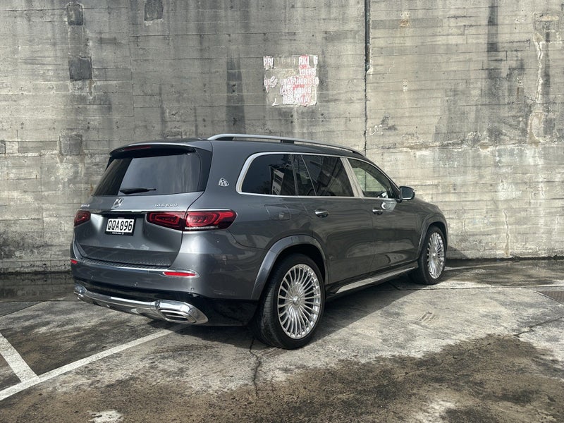2024 Mercedes-Benz GLS GLS 600 MAYBACH image 3