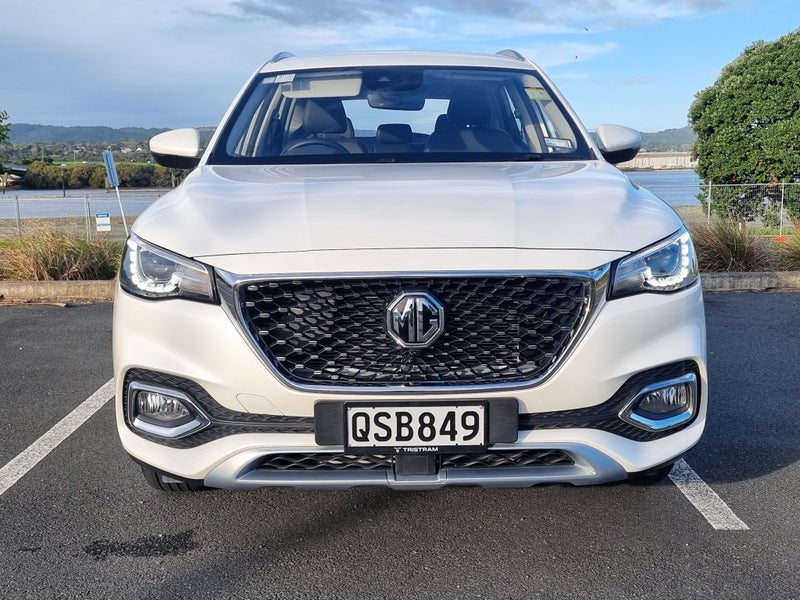 2024 MG HS Vibe 1.5 Petrol/7 Speed Auto image 2