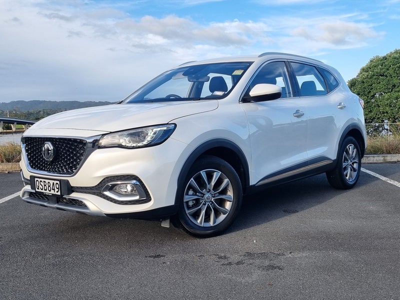 2024 MG HS Vibe 1.5 Petrol/7 Speed Auto image 3