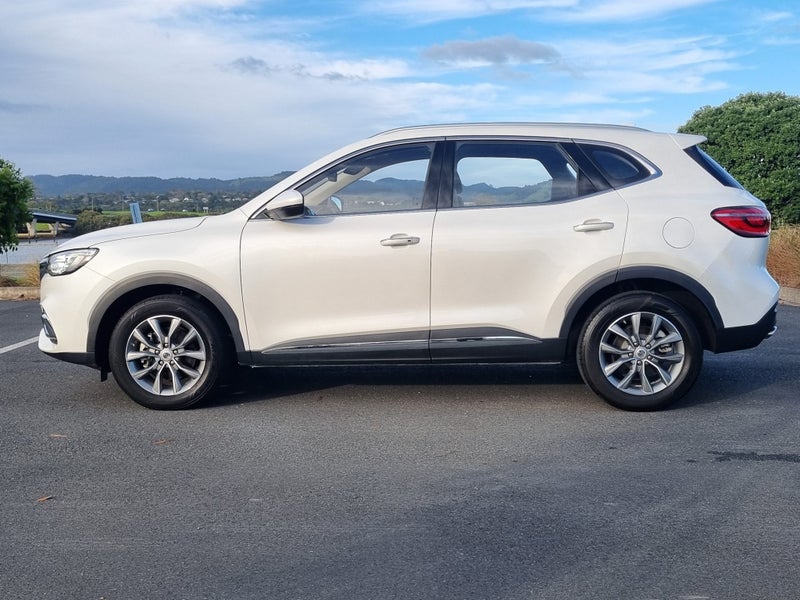 2024 MG HS Vibe 1.5 Petrol/7 Speed Auto image 5
