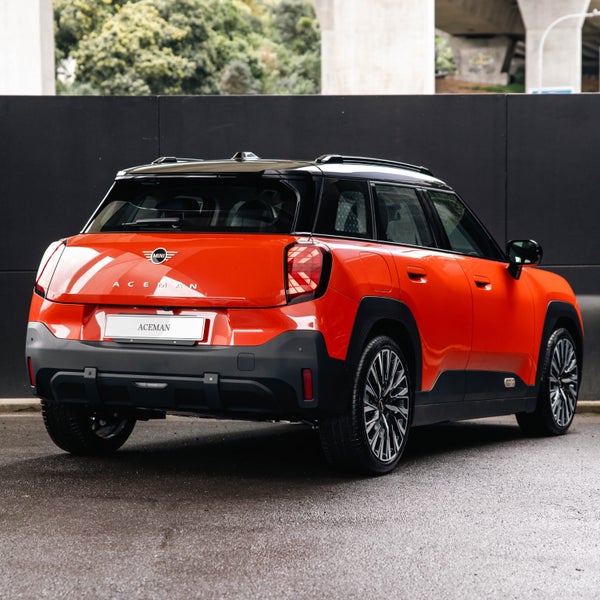 2024 MINI Aceman E Classic image 2