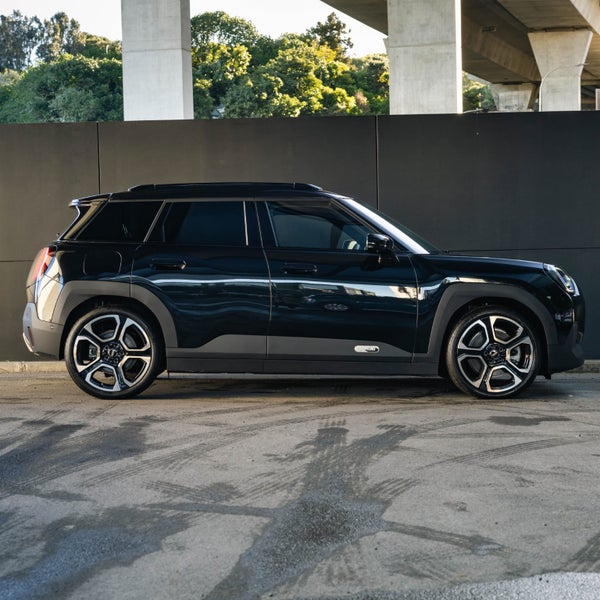 2024 MINI Aceman Favoured image 4