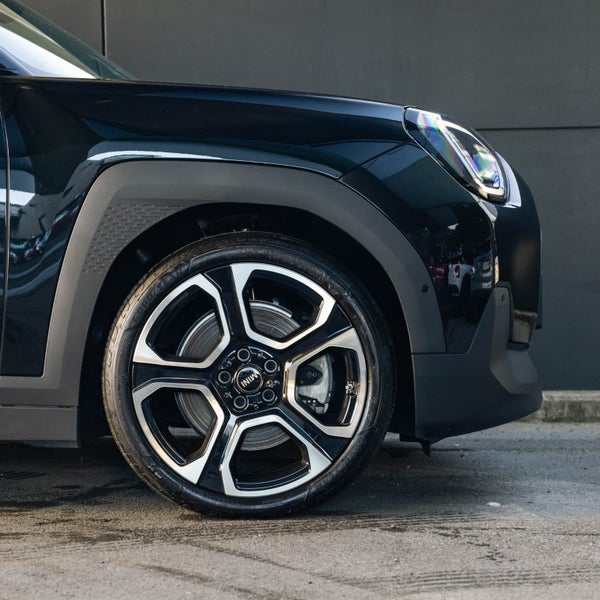 2024 MINI Aceman Favoured image 5