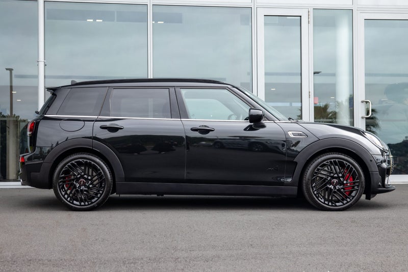 2024 MINI Clubman JCW All4 Untold limited editi... image 3