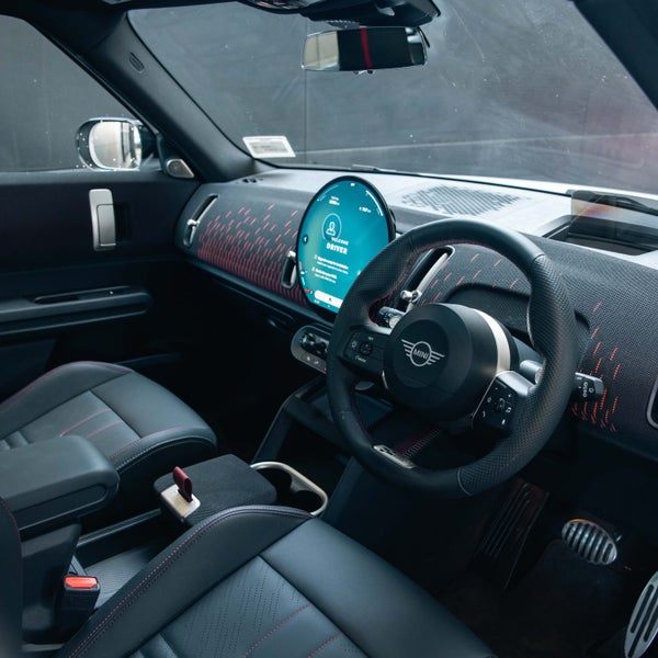 2024 MINI Countryman JCW ALL4 Favoured image 3