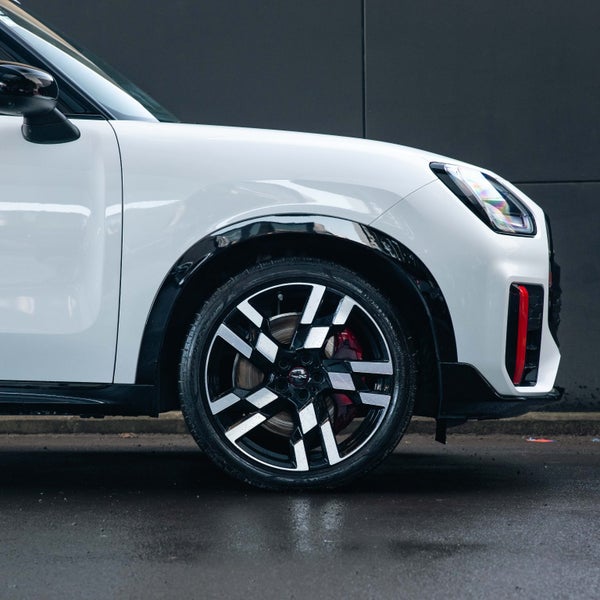 2024 MINI Countryman JCW ALL4 Favoured image 5
