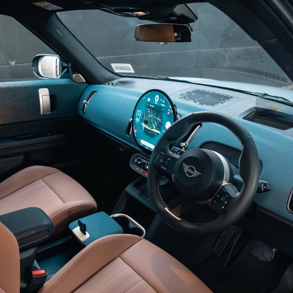 2024 MINI Countryman S ALL4 Favoured image 3