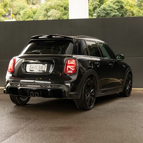 2024 MINI Hatch Cooper S JCW Sport image 2