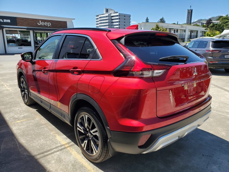 2024 Mitsubishi Eclipse Cross Cross 2WD - PRE R... image 3