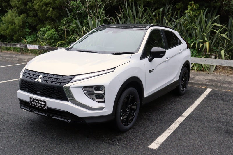 2024 Mitsubishi Eclipse Cross PHEV SPORT 4WD image 4