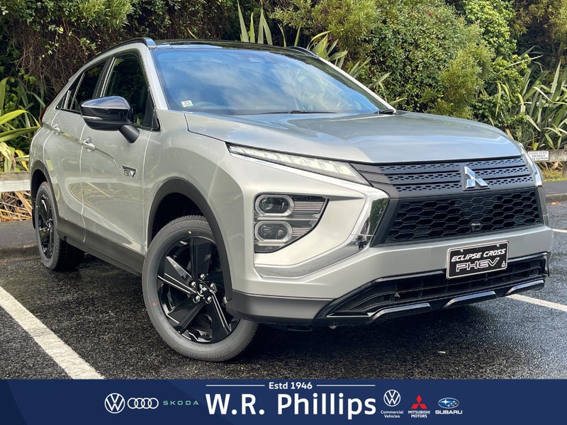 2024 Mitsubishi Eclipse Cross PHEV SPORT 4WD image 2