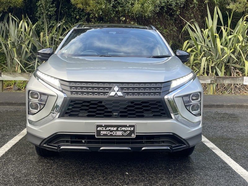 2024 Mitsubishi Eclipse Cross PHEV SPORT image 3