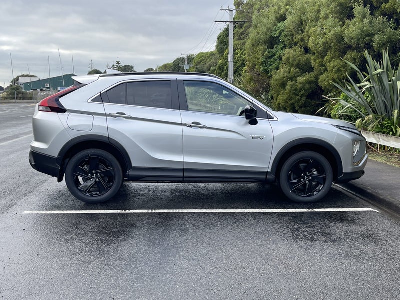 2024 Mitsubishi Eclipse Cross PHEV SPORT image 5