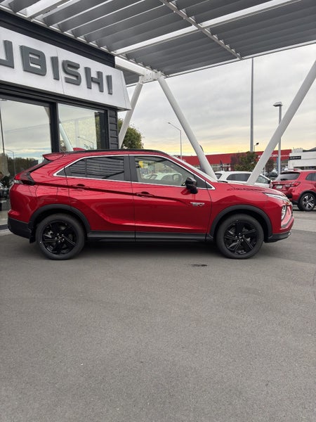2024 Mitsubishi Eclipse Cross PHEV SPORT AWD image 4
