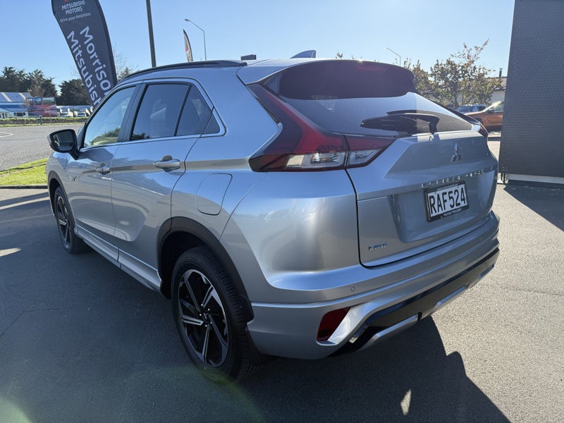 2024 Mitsubishi Eclipse Cross PHEV VRX 4WD image 5
