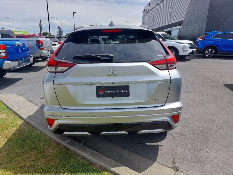 2024 Mitsubishi Eclipse Cross PHEV VRX 4WD image 4