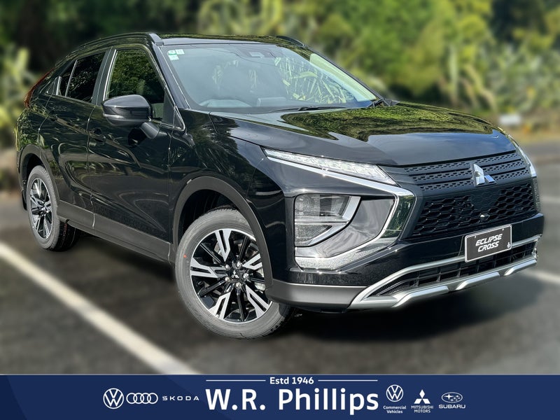 2024 Mitsubishi Eclipse Cross PHEV XLS 4WD image 2