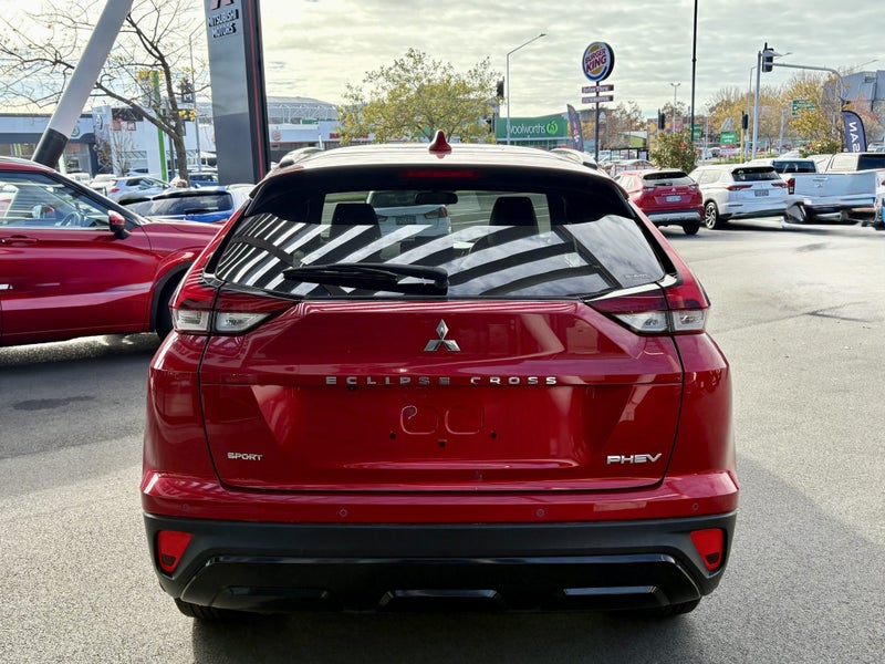 2024 Mitsubishi Eclipse Cross SPORT PHEV 4WD image 4