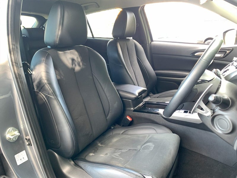 2024 Mitsubishi Eclipse Cross XLS PHEV Hybrid 4WD image 3