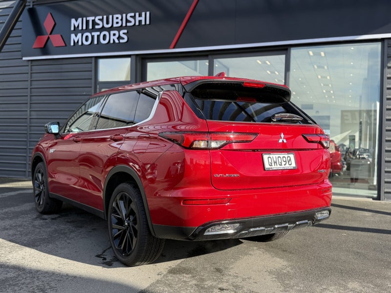 2024 Mitsubishi Outlander SPORT PHEV AWD image 4