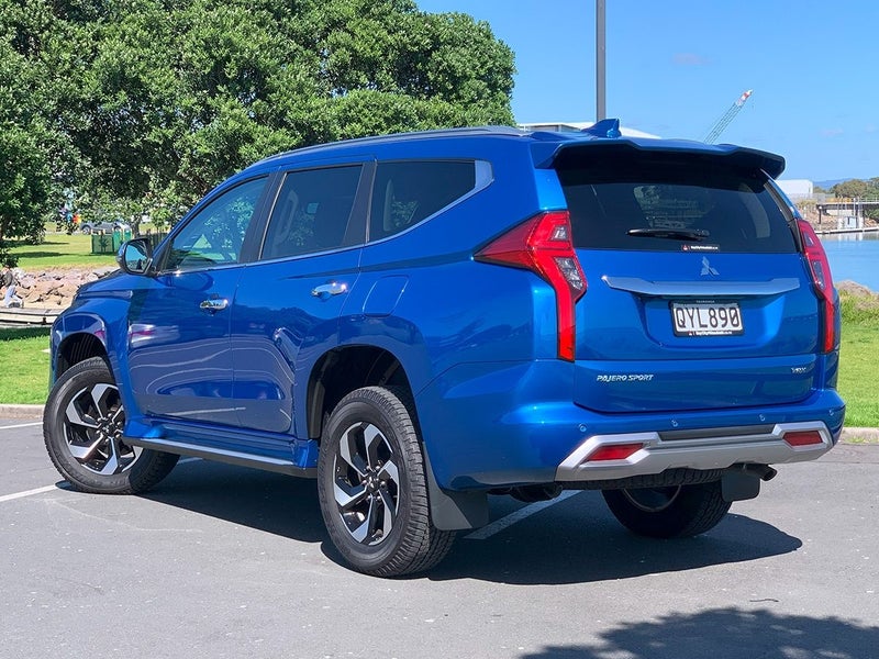 2024 Mitsubishi Pajero Sport VRX 4WD 2.4L Diese... image 2