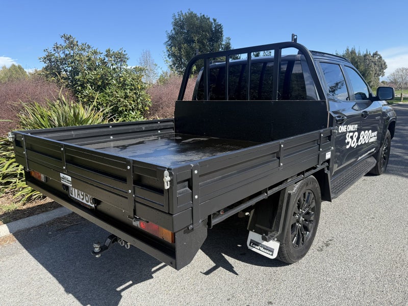 2024 Mitsubishi Triton DC CH 2.4D VRX 4WD 6AT image 2