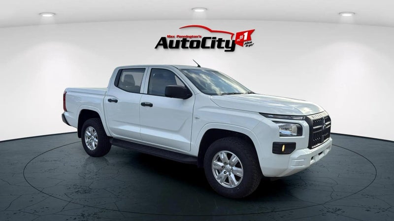 2024 Mitsubishi Triton DC GLX 4WD 6AT 2.4DT image 1
