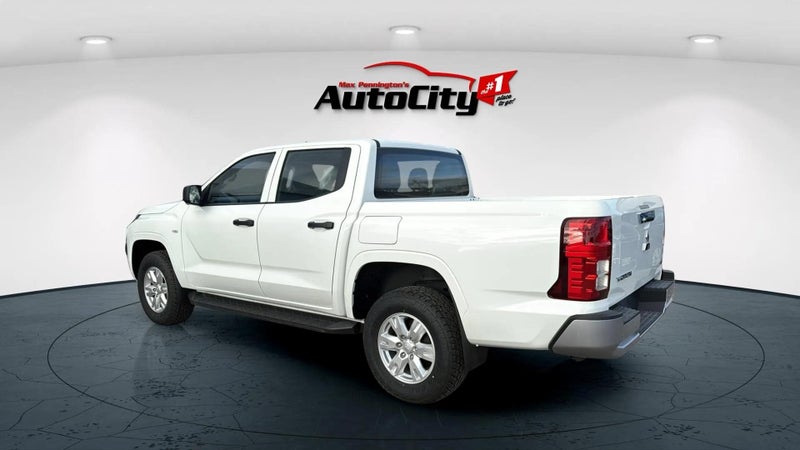 2024 Mitsubishi Triton DC GLX 4WD 6AT 2.4DT image 5