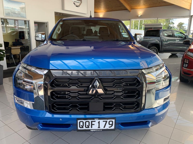 2024 Mitsubishi Triton DC GLXR 6AT 2.4DT image 3