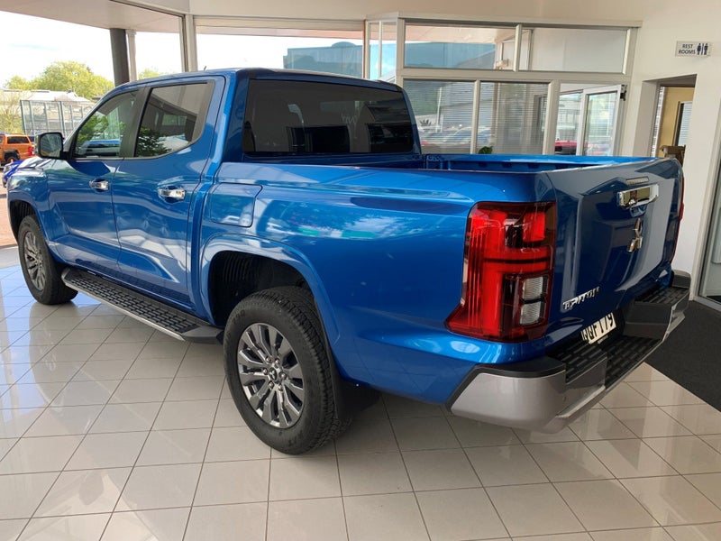 2024 Mitsubishi Triton DC GLXR 6AT 2.4DT image 5