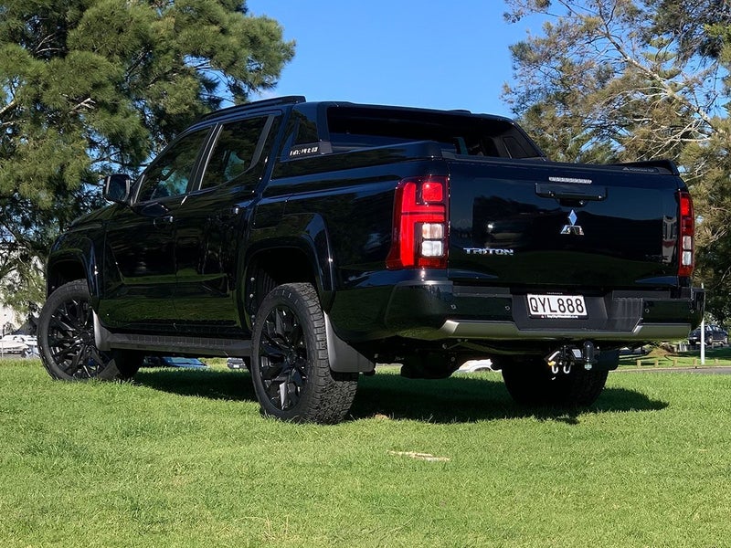 2024 Mitsubishi Triton VRX 4WD 2.4L Bi-Turbo Di... image 2